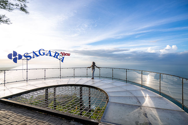 Menikmati Panorama Laut dan Bukit di Sagara View of Karangbolong, Kebumen